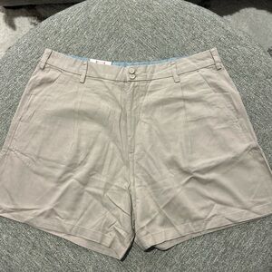 Jachs Girlfriend Tan Chino Pocket Shorts Size 14 NWT